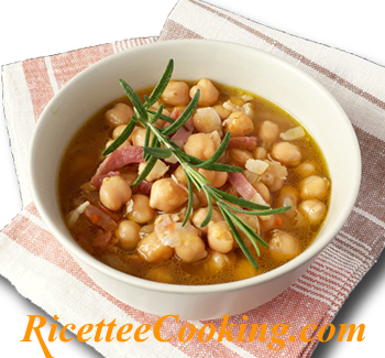 Zuppa di ceci e speck